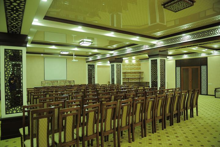 Business Center 36 of 41