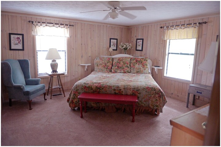 Room 139 of 400
