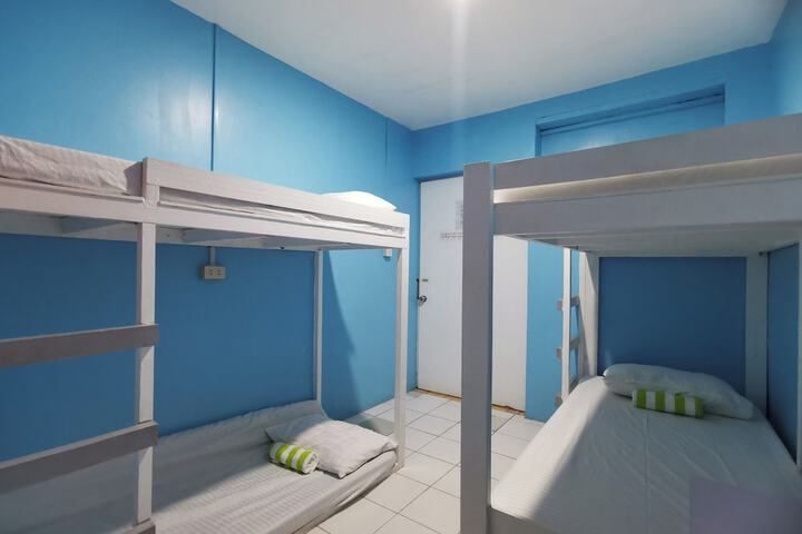 Room 22 of 52