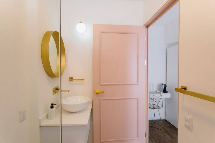 Room 44 of 50