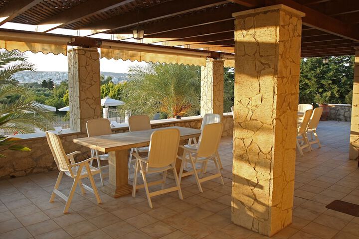 Terrace/Patio 17 of 32