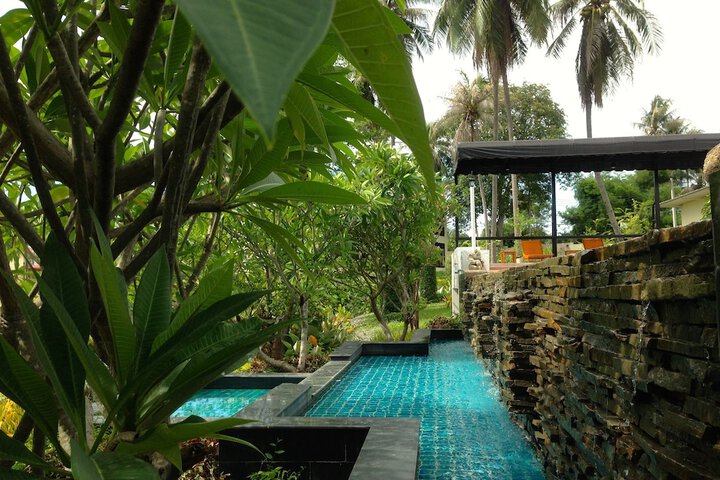Pools & Facilities