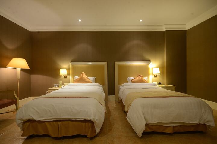 Room 21 of 46