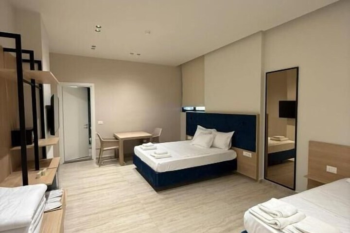 Room 35 of 109