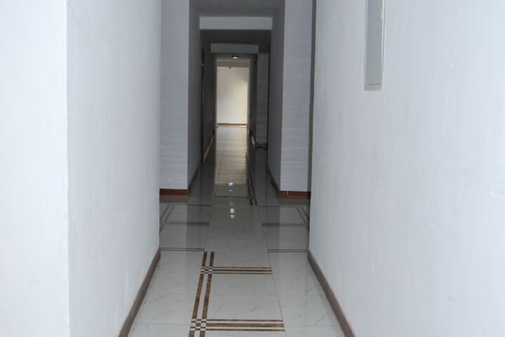 Ballroom/Hall 35 of 86