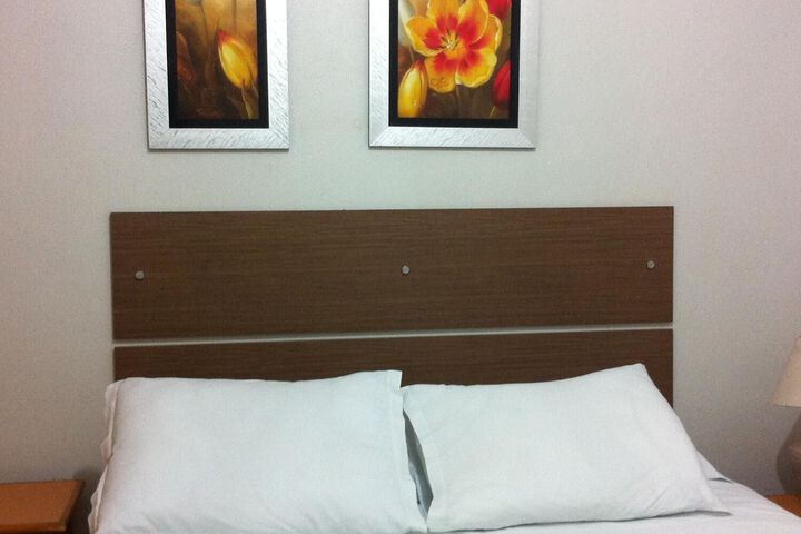Room 28 of 28