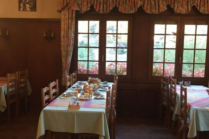 Dining Photos