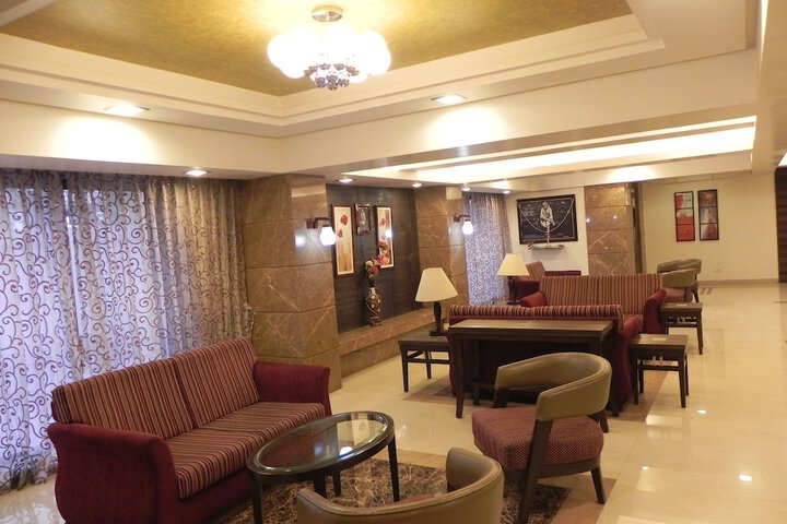 Hotel Interior 4 of 31