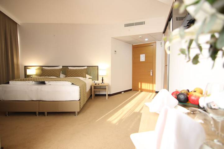 Room 19 of 60
