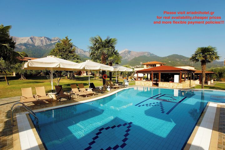 Exterior of Ariadni Hotel Bungalows