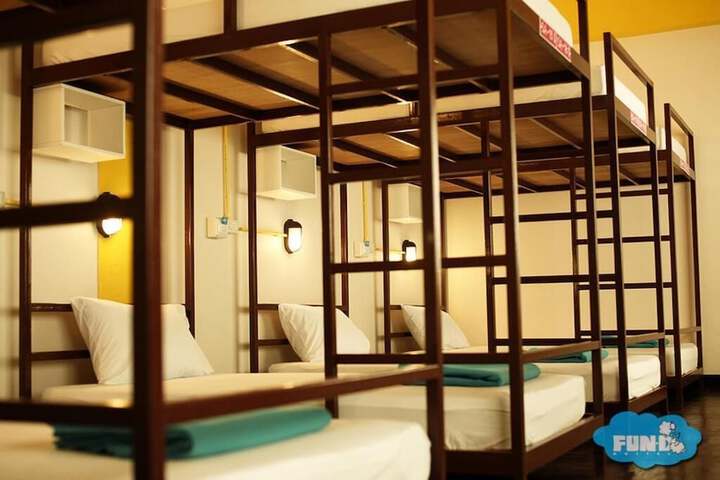 Room 15 of 65