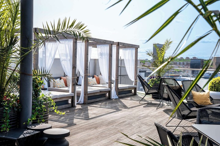 Terrace/Patio 308 of 317