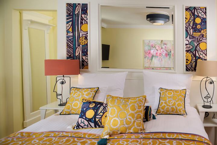 Room 7 of 28