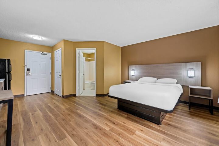 Room 22 of 36