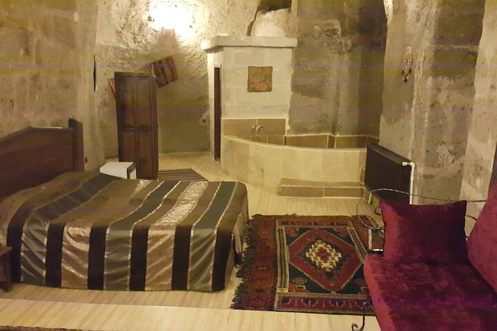 Room 82 of 578