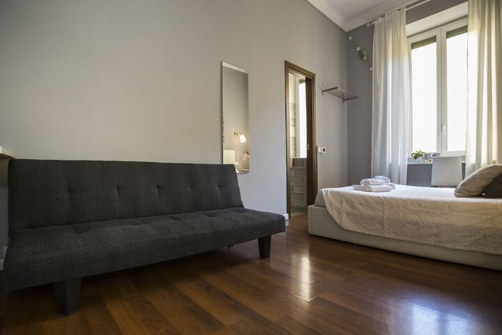 Room 15 of 36