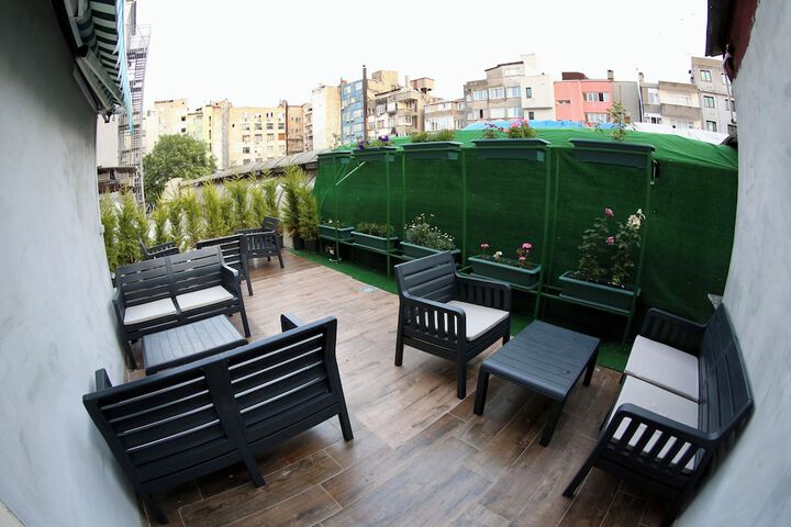 Hotel Exterior 162 of 170