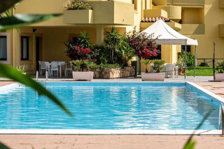 Hotel with Pool
