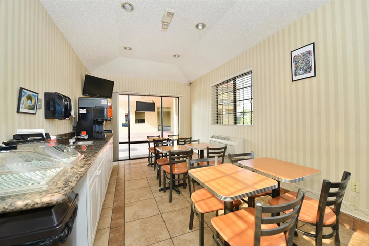 restaurant