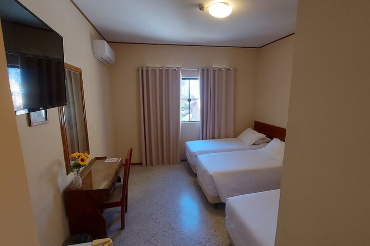 Room 15 of 37