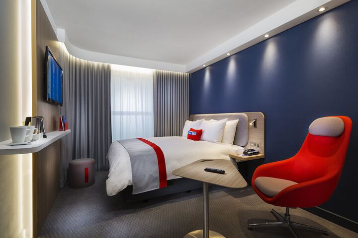 Room 8 of 78