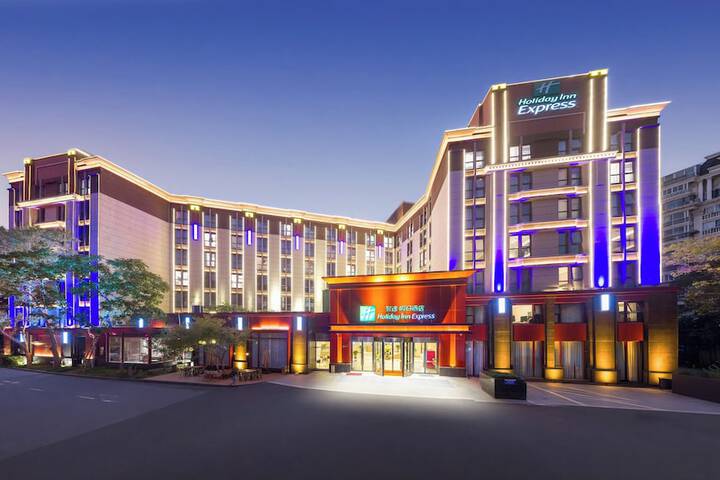 Hotel 65 of 71