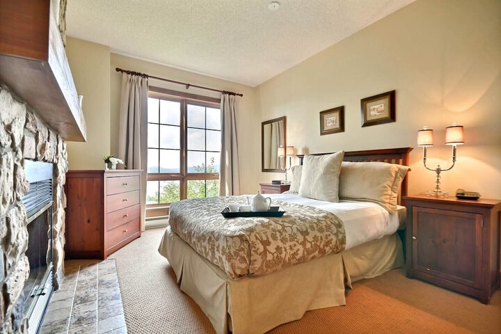 Room 5 of 112