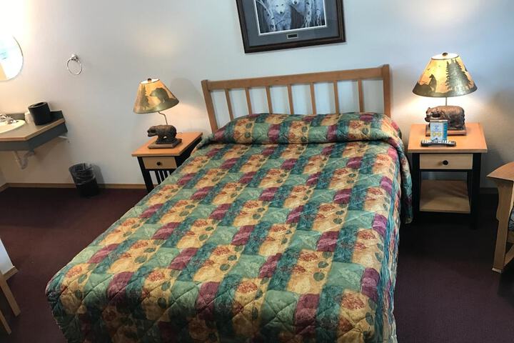 Room 9 of 23