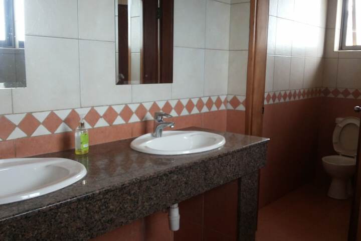 Room 44 of 72