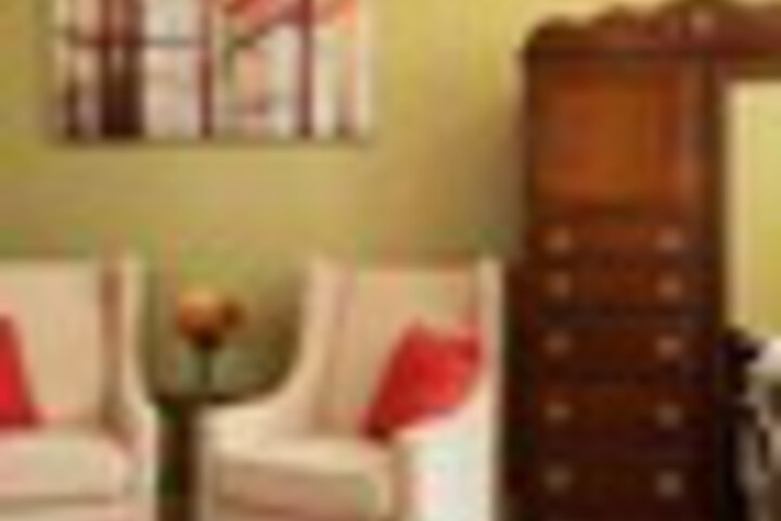 Room 32 of 282
