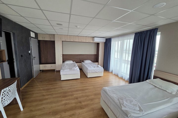 Room 56 of 137