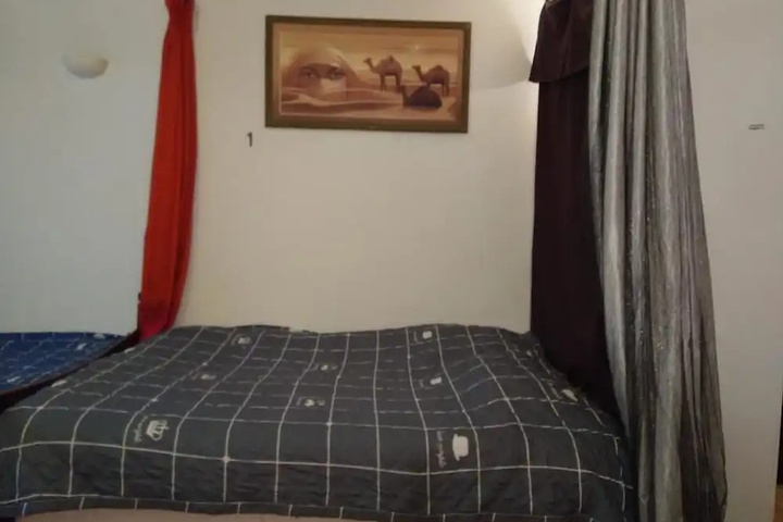Room 2 of 14