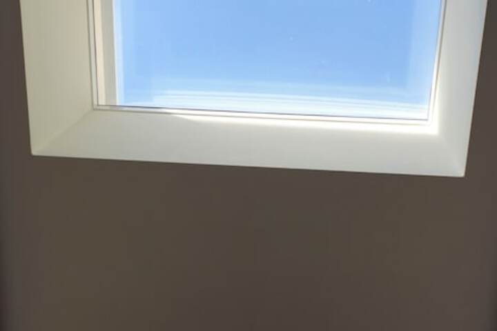 Room 72 of 105
