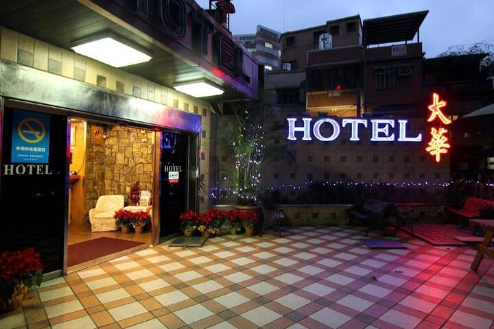 Hotel 72 of 74