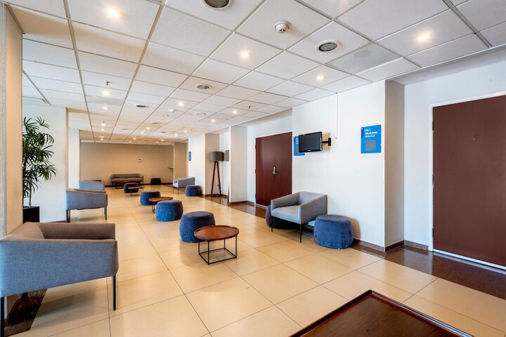 Guest Lobby