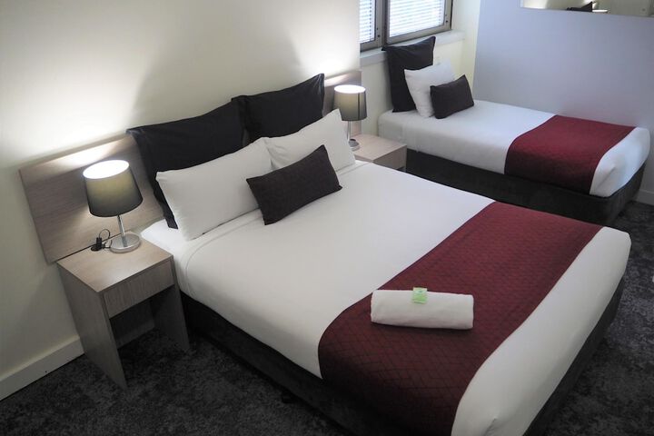 Room 25 of 51