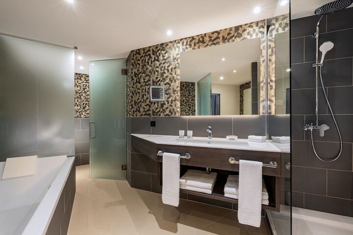 Bath Interior