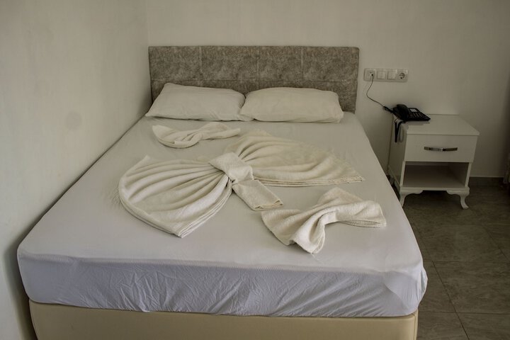 Room 5 of 57