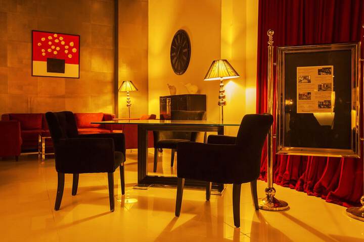 Hotel Interior 6 of 48