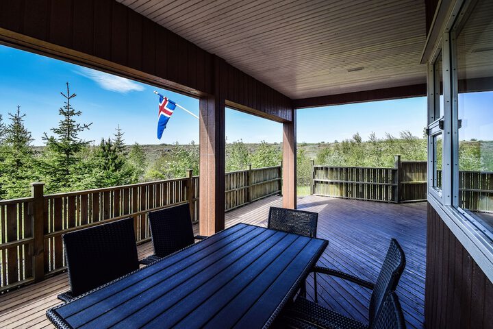 Terrace/Patio 28 of 32