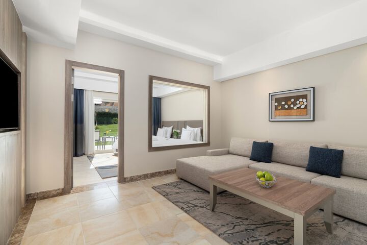Room 92 of 180