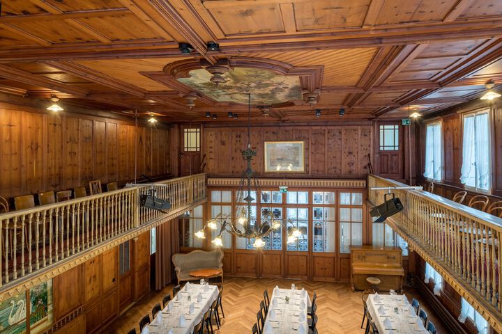 Ballroom/Hall 39 of 43