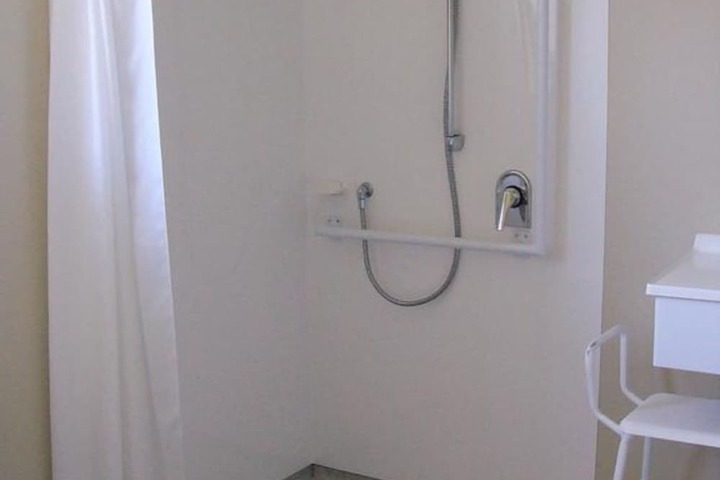 Room 30 of 42