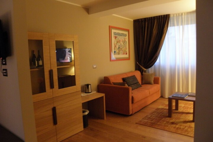 Room 18 of 59