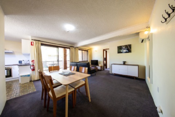 Room 645 of 693