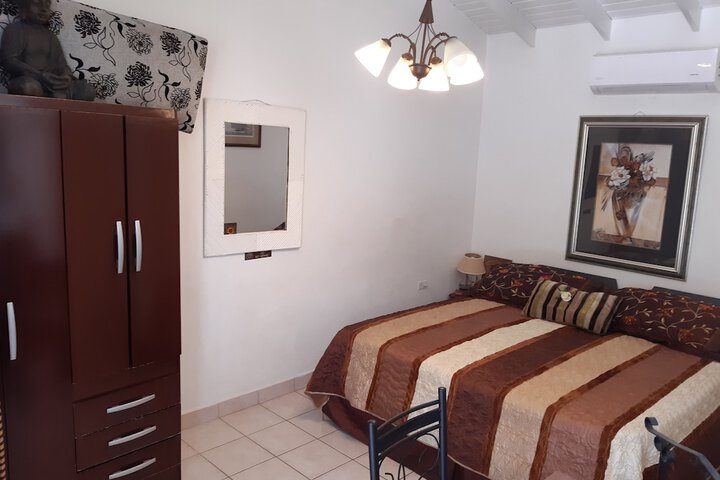 Room 6 of 36