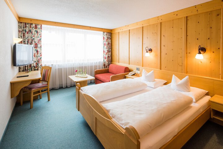 Room 21 of 90