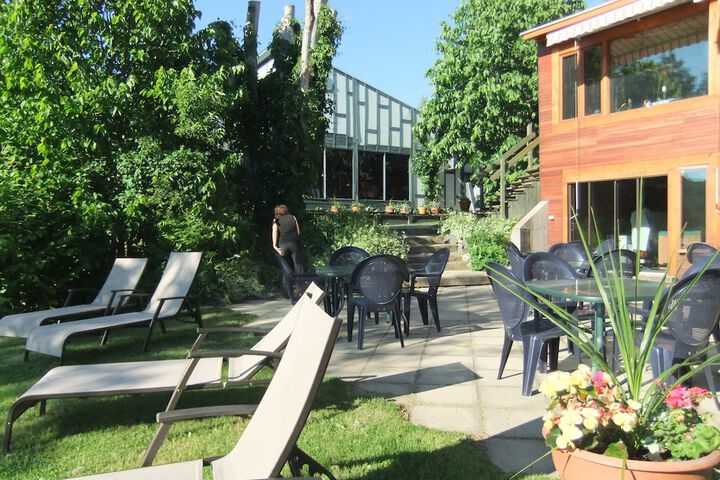 Terrace/Patio 16 of 17