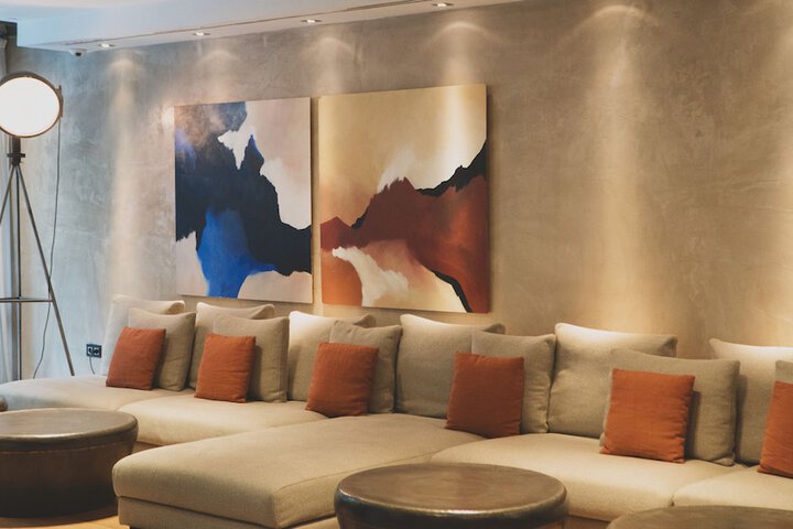 Guest Lobby