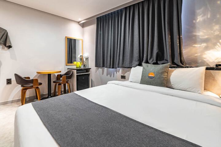 Room 50 of 139